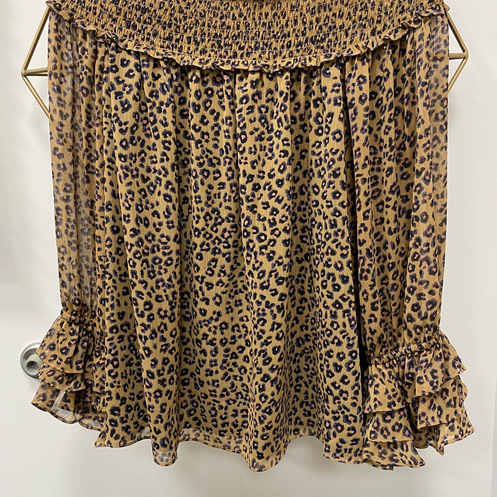 Cece Leopard Print Off the Shoulder Ruffle Blouse - Picture 2 of 5